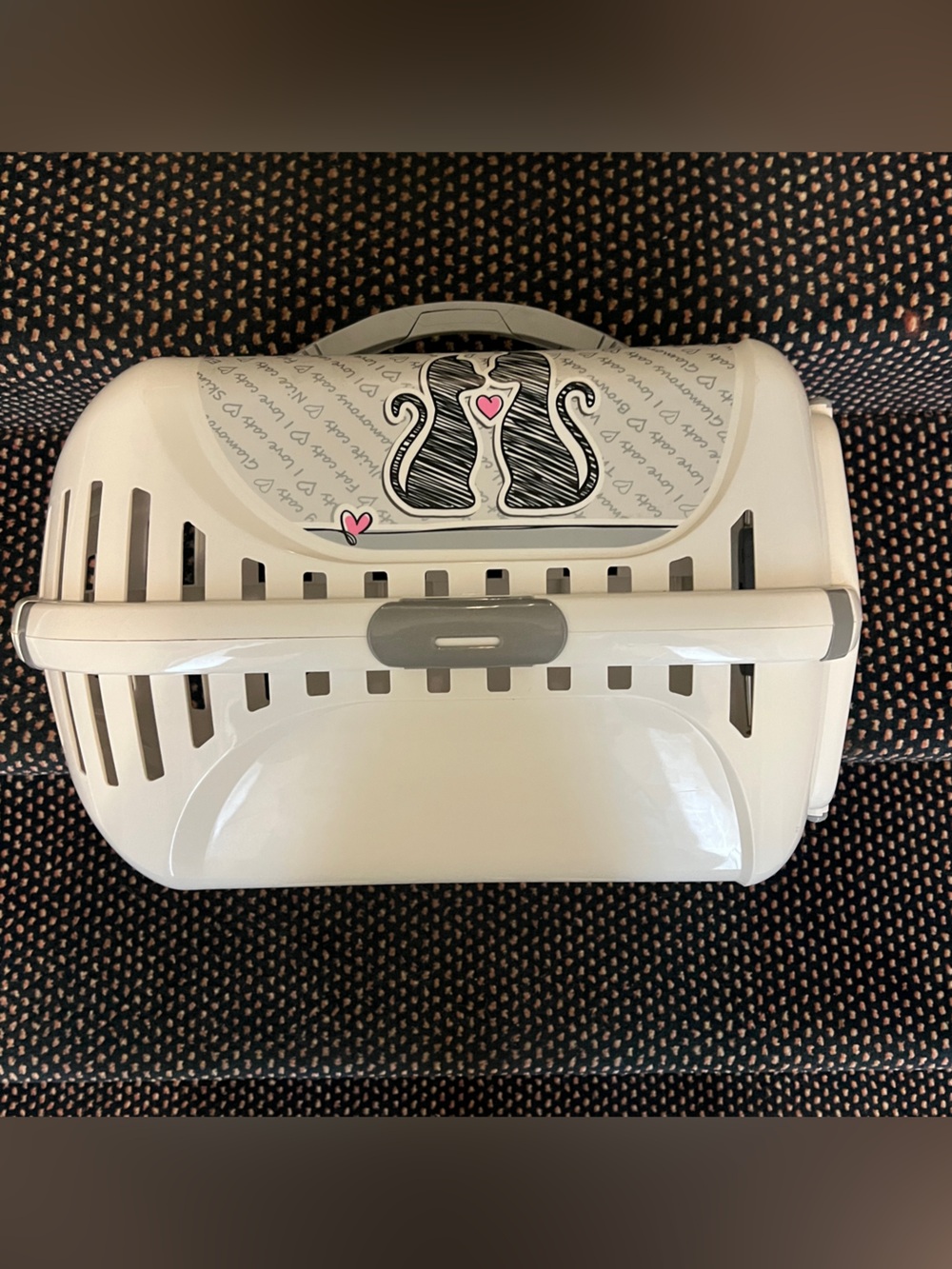 Never used! Small Pet Cat Dog Carrier 20x12x12 Moderna “Cats in Love” Runner NWT - Picture 6 of 10